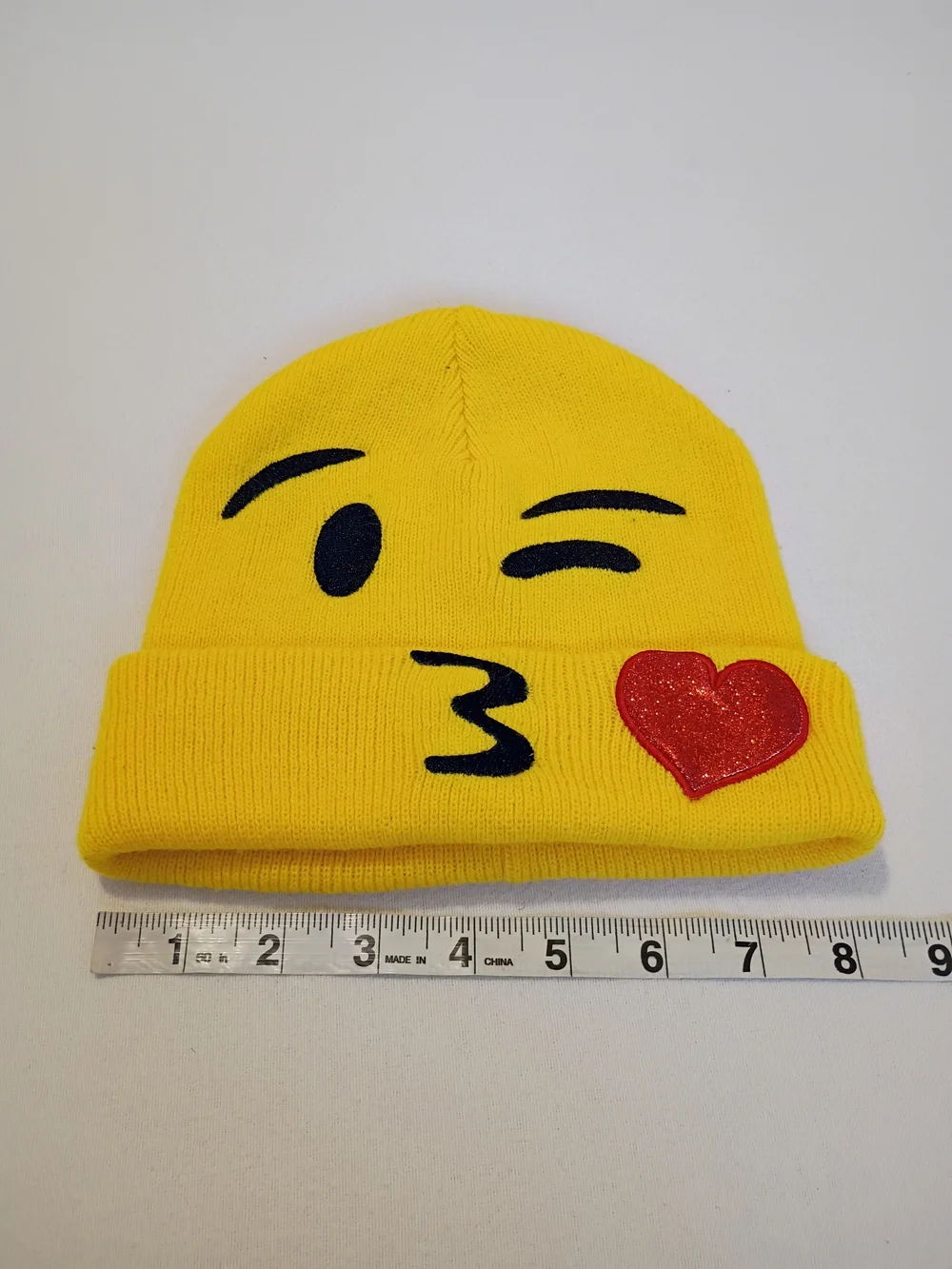 Kissy Face Emoji Yellow Beanie Hat Red Glitter Heart Knit Cap OS